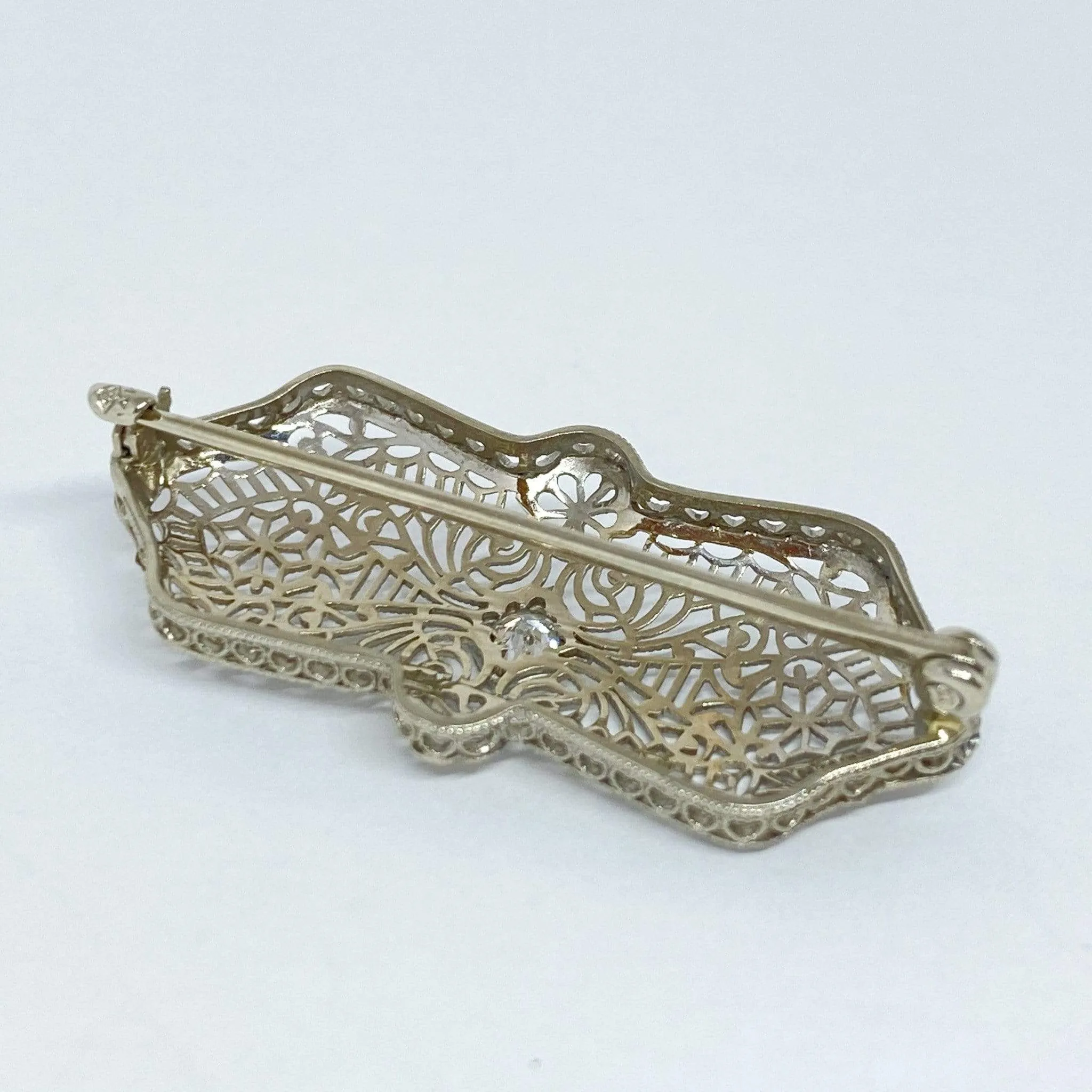 14KW .10ctw Filigree Diamond Pin Brooch