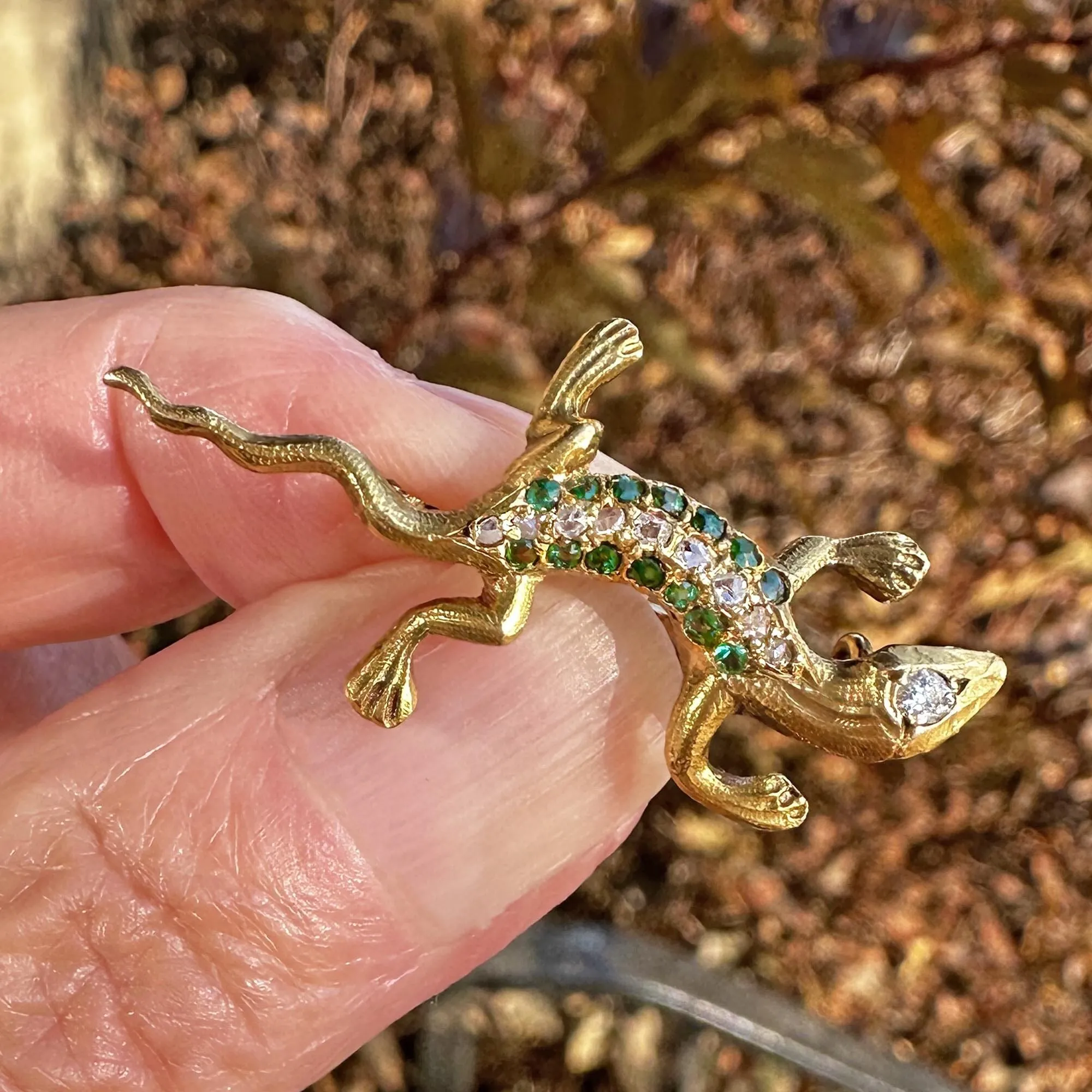 Antique Emerald & Rose Cut Diamond Salamander Brooch in 14K Gold