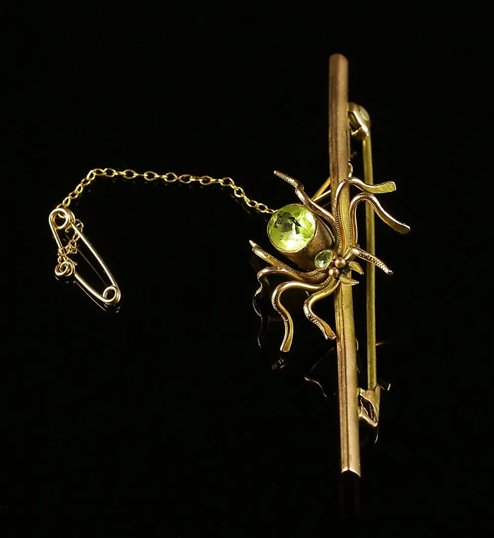 Antique Victorian Spider Brooch Set Wtih Peridot