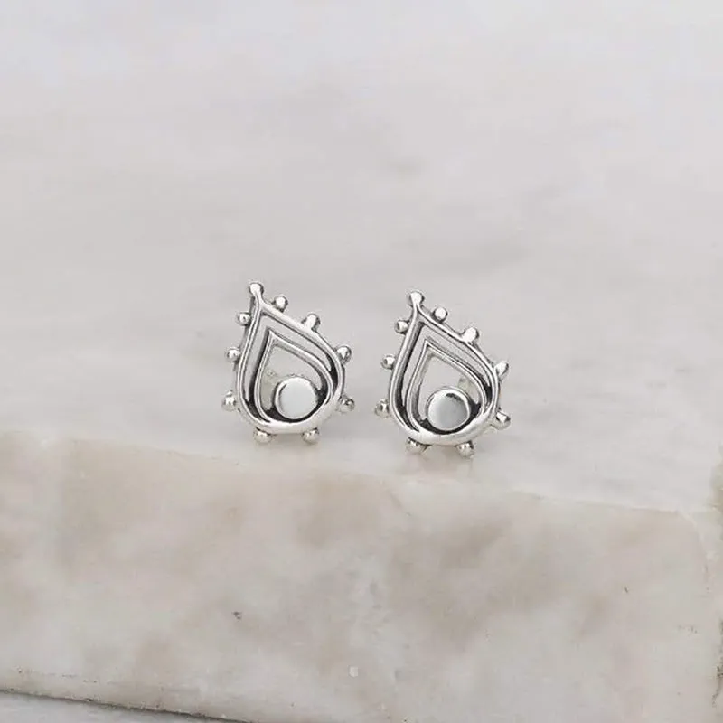 DAINTY SUNSET ARCHWAY STUDS