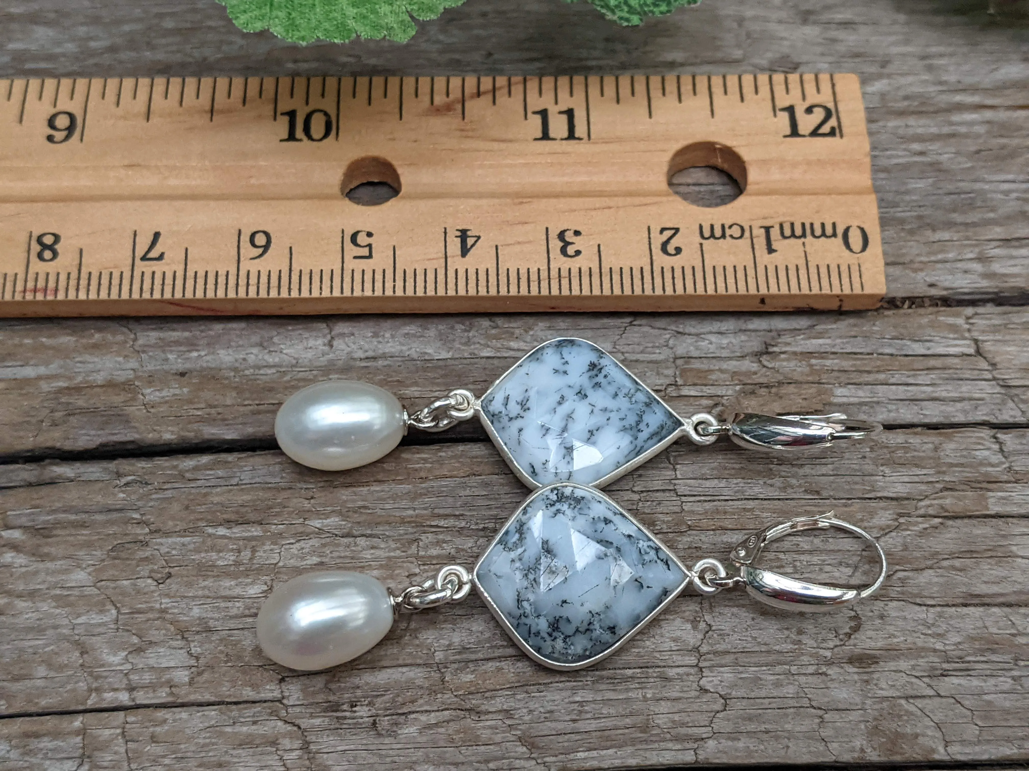 Dendritic Agate and White Pearl Earrings