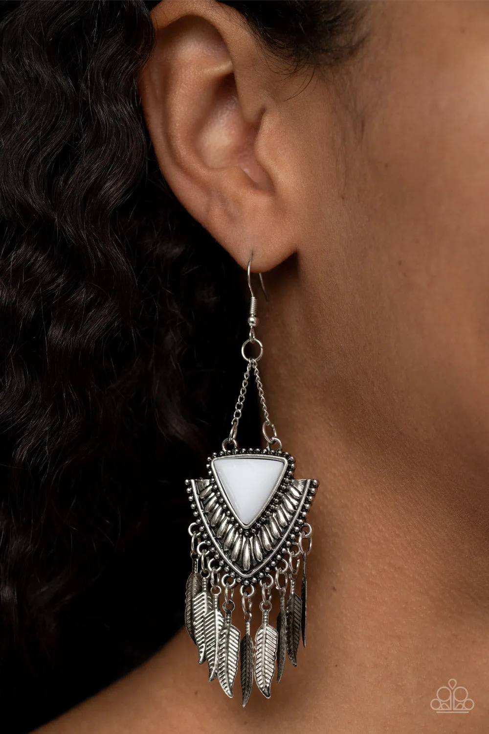 Earrings Shady Oasis - White E418