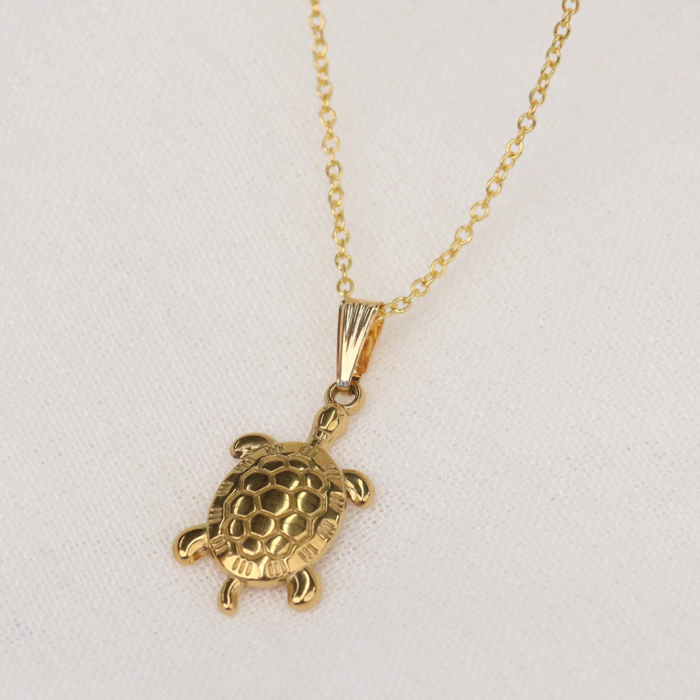 Gili | Turtle 18K Gold Plated or Stainless Steel Pendant Chain