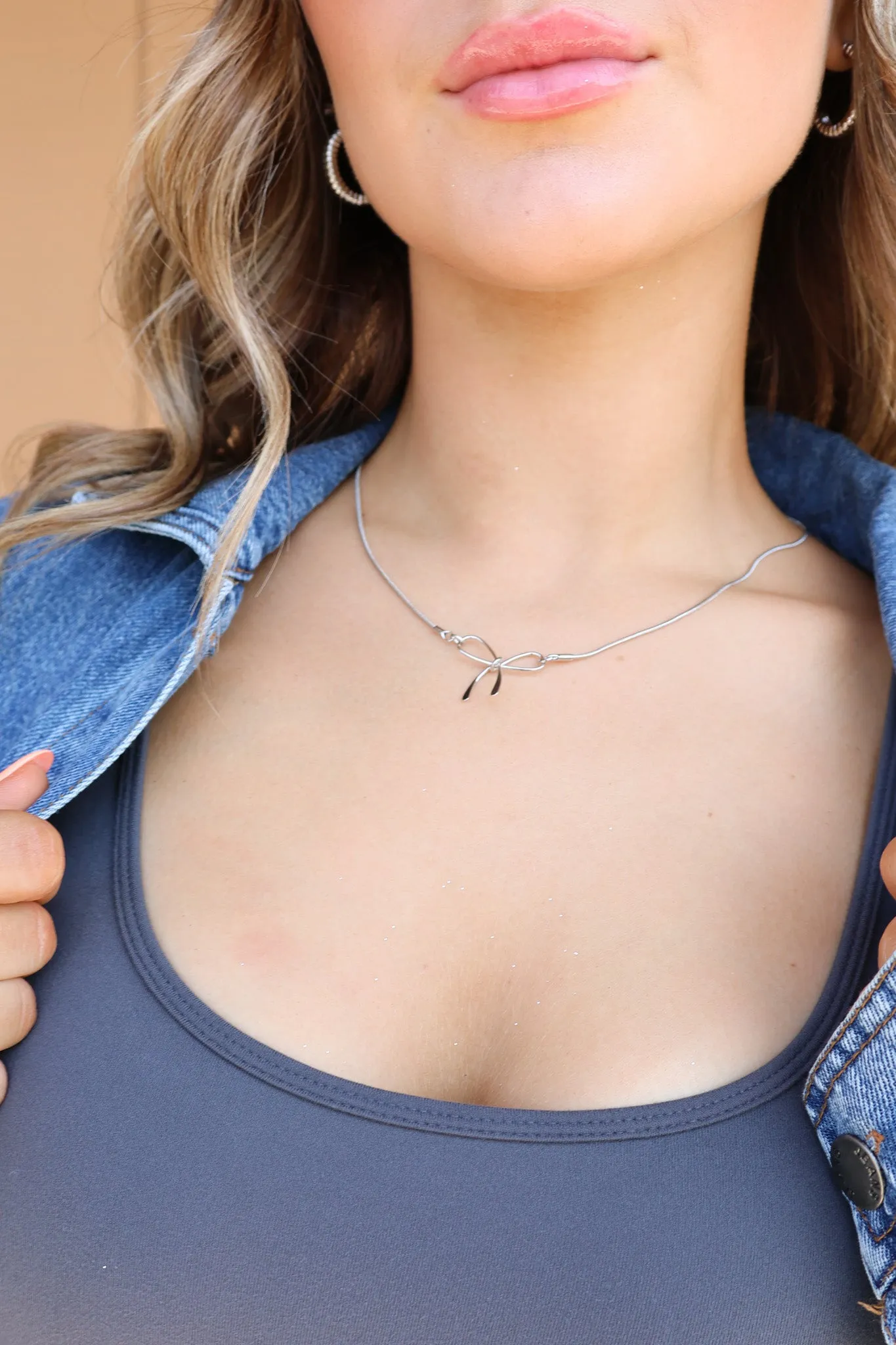 Graceful Bow Necklace