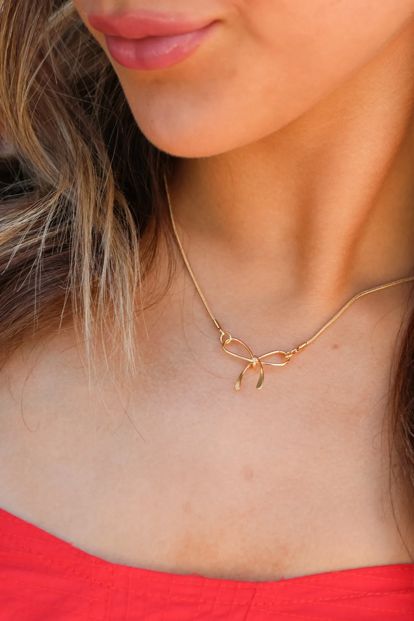 Graceful Bow Necklace