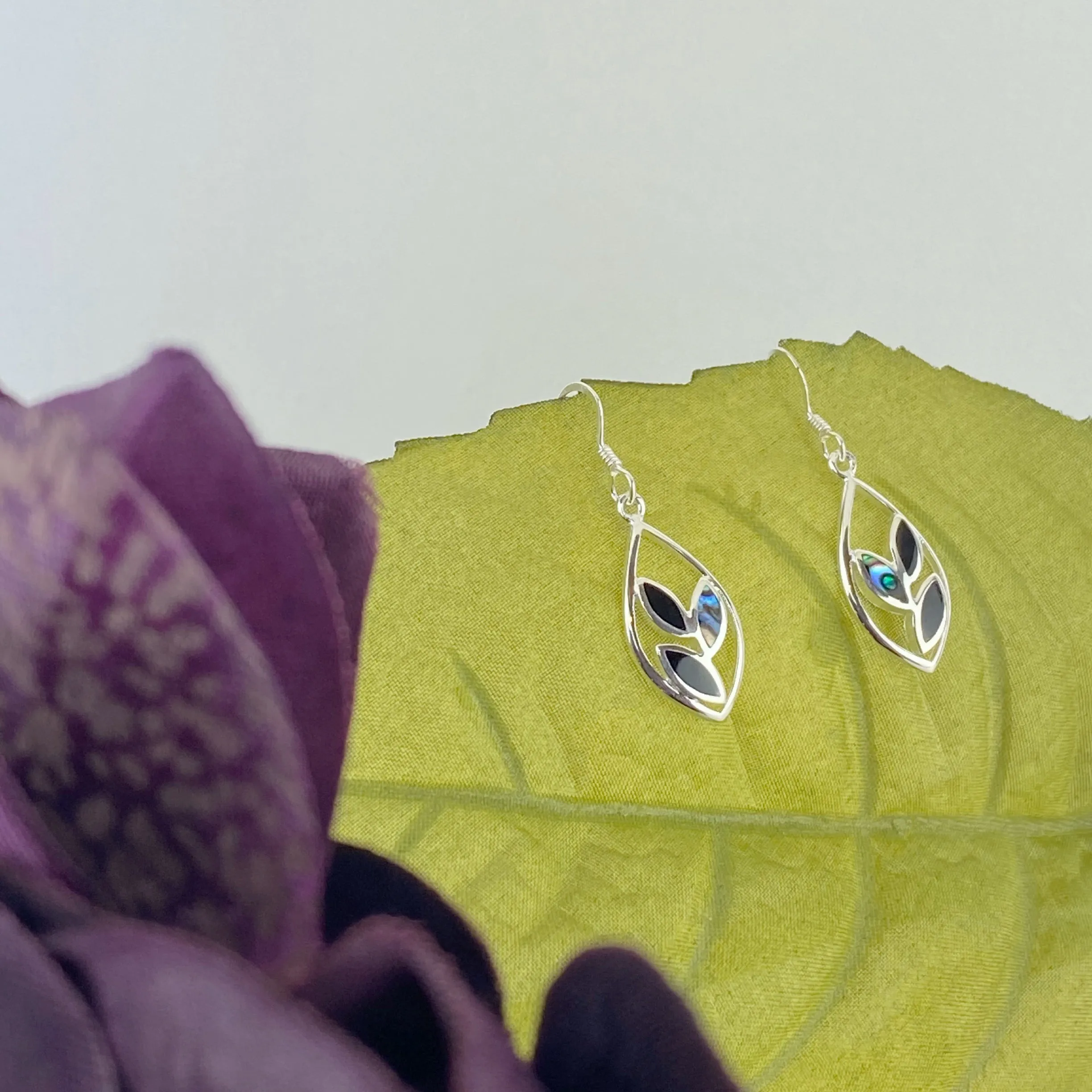 Green Deco Leaf Earrings - VE613