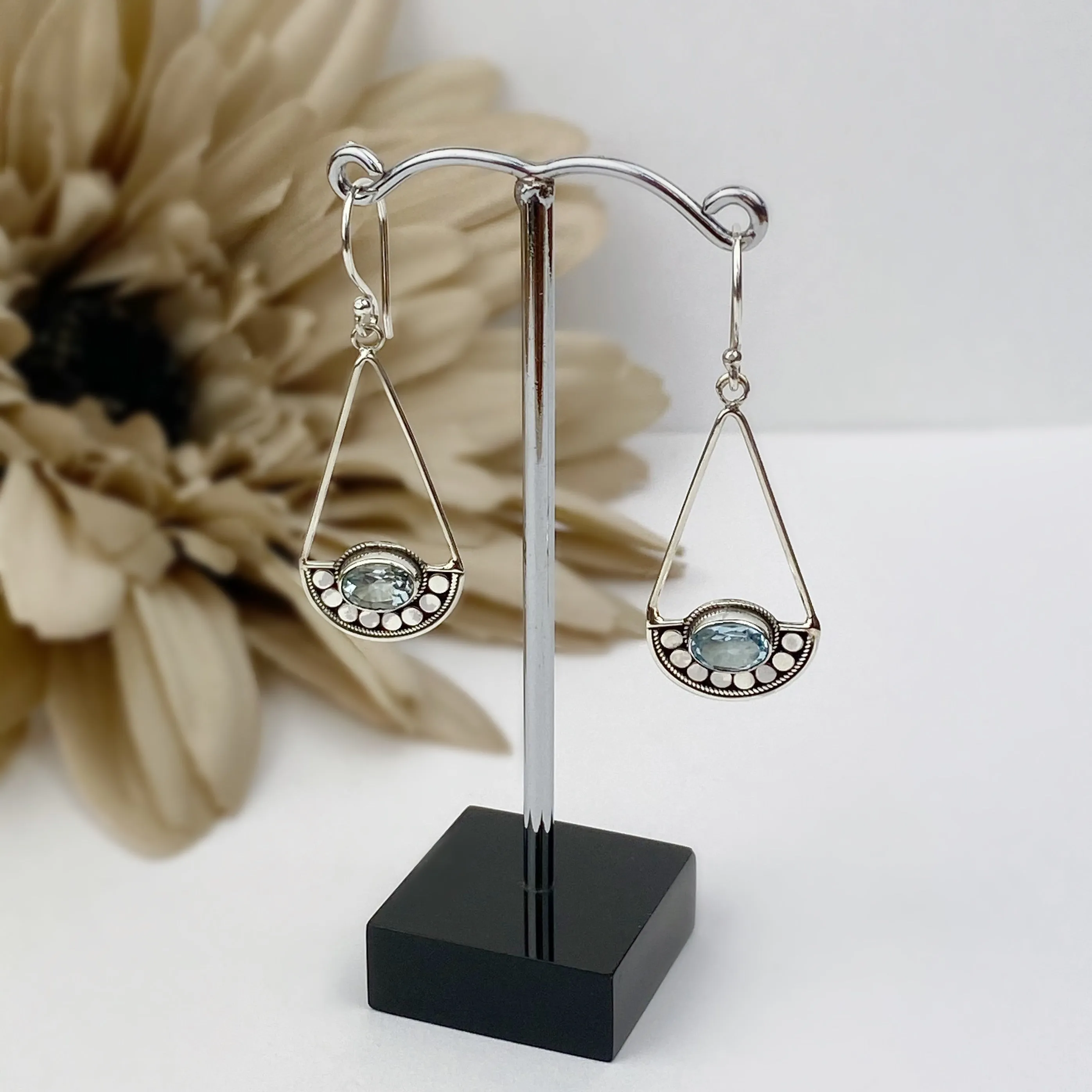 Libra Blue Earrings - VE562