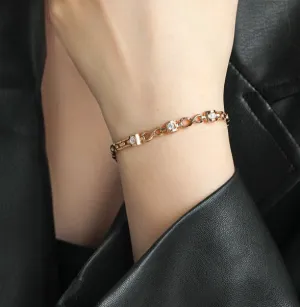 New style trendy ins style hand jewelry bracelet, daily matching, giving holiday gifts to girlfriends