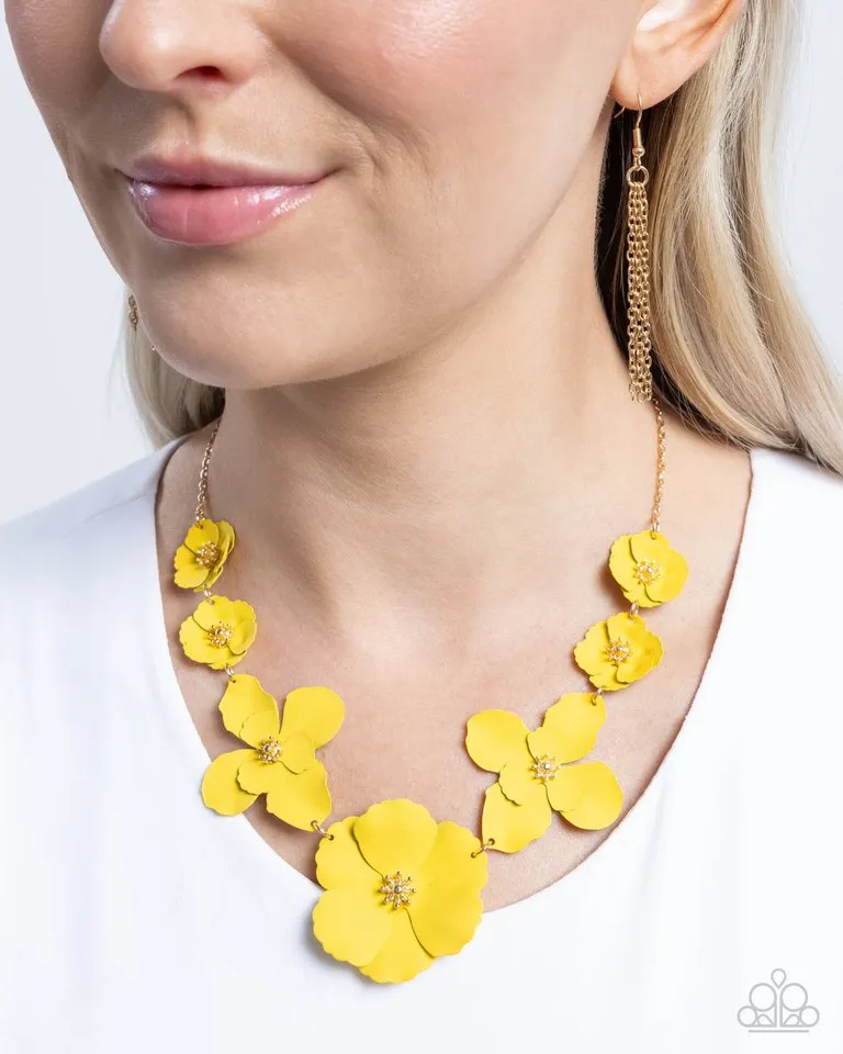 Paparazzi Necklace ~ Arranged Aria - Yellow