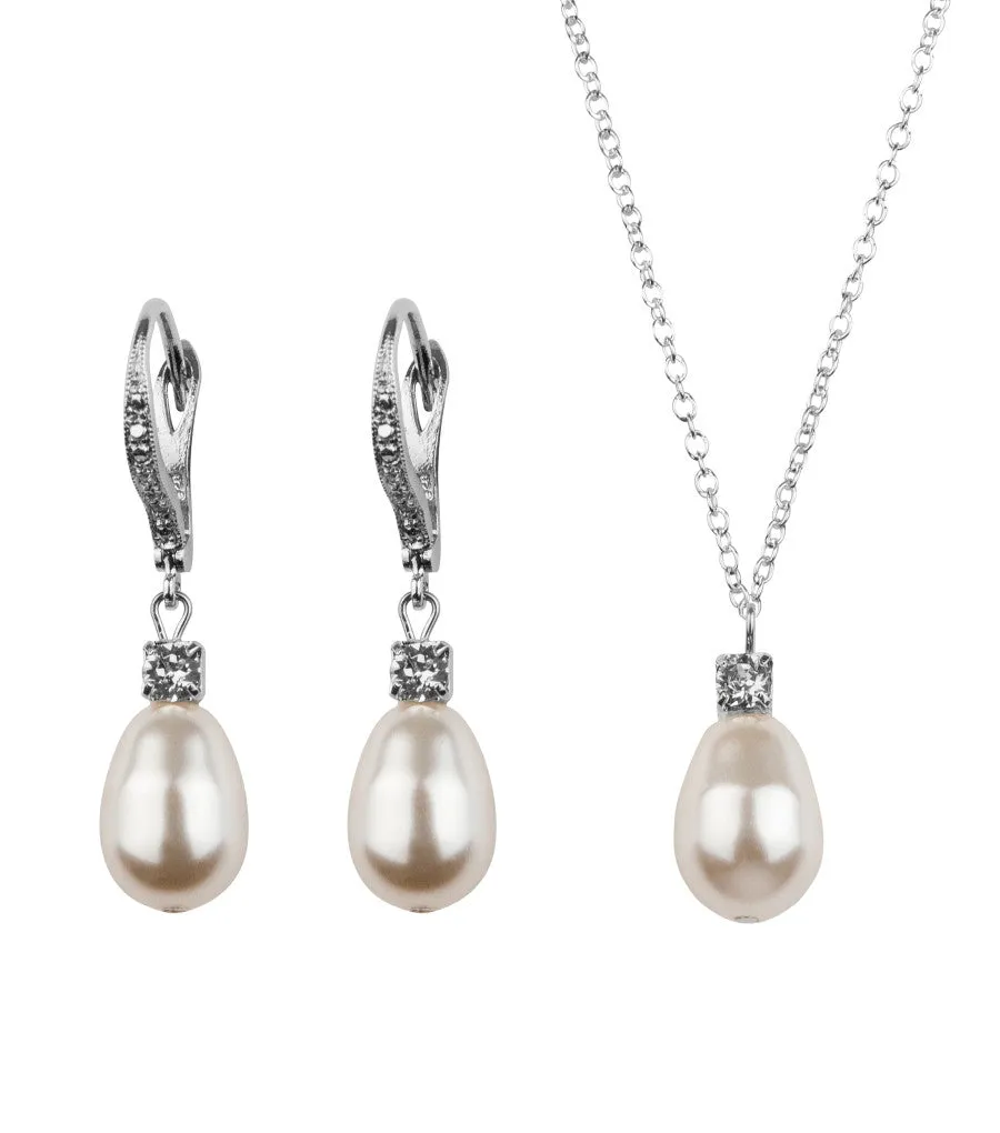 Rhinestone And Pearl Leverback Earring And Necklace Set