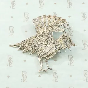 Sassy Peacock Brooch in Silver Filigree