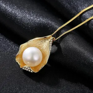 Shell Pearl Golden Plated Pendant Necklace