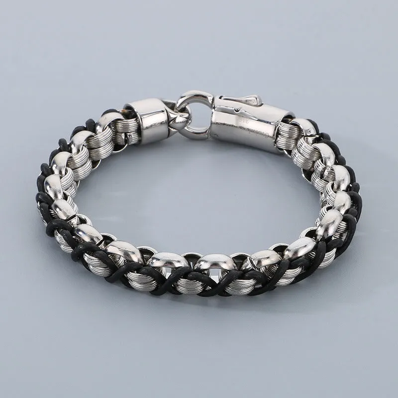 Trendy Woven Leather Bracelet with Retro O-Chain Pattern for Men