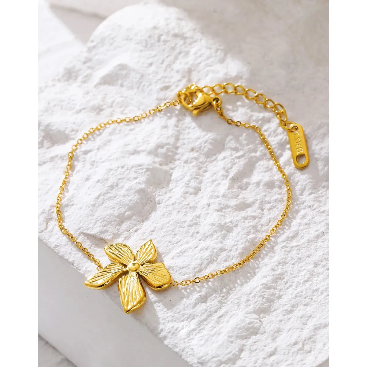 VAIGE Trendy Charm Bracelet in 18K Gold Plated Stainless Steel with Waterproof Finish - Floral Design Jewelry Accessory