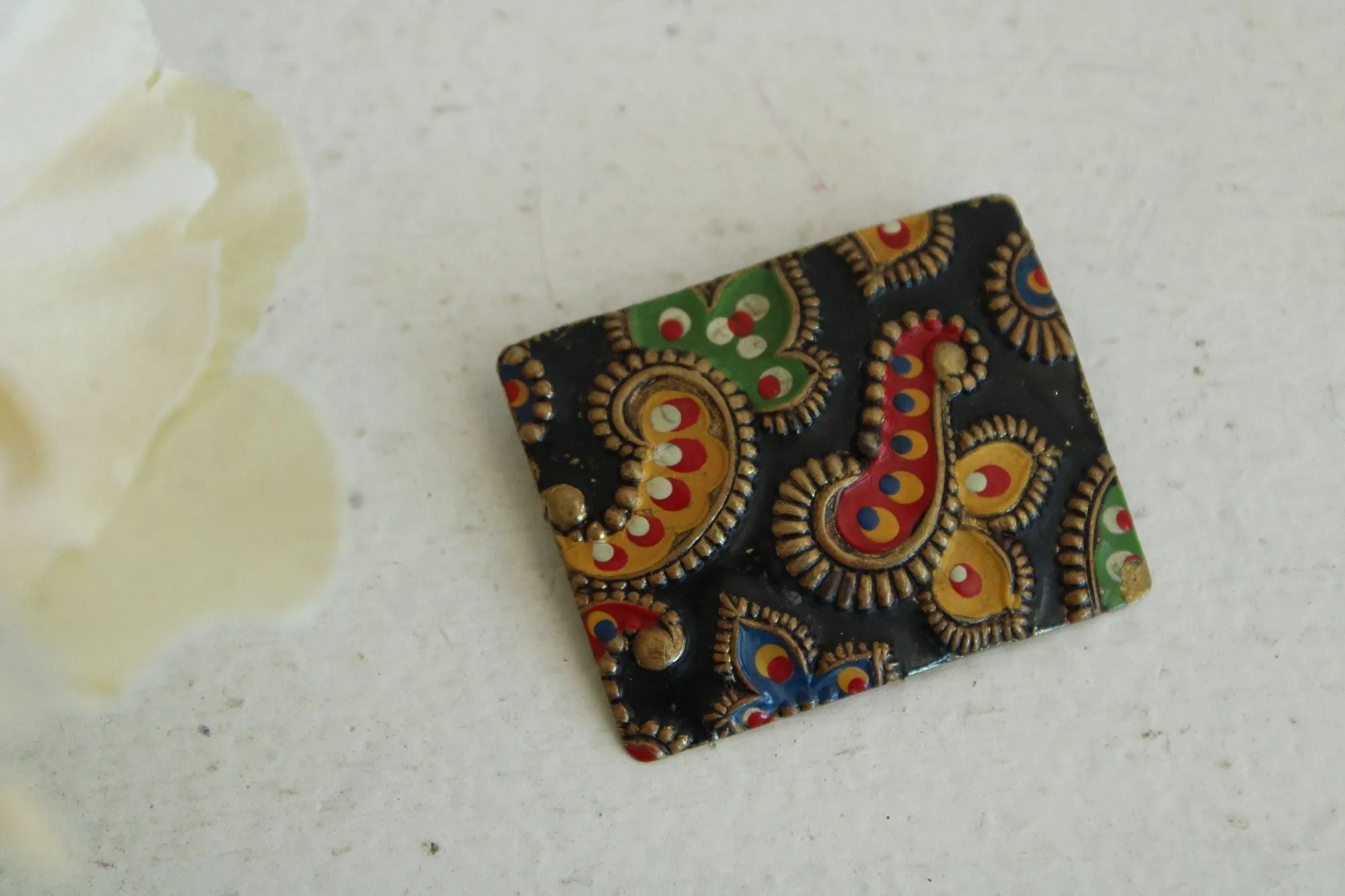 Vintage 1800s 1900s Paisley Brooch