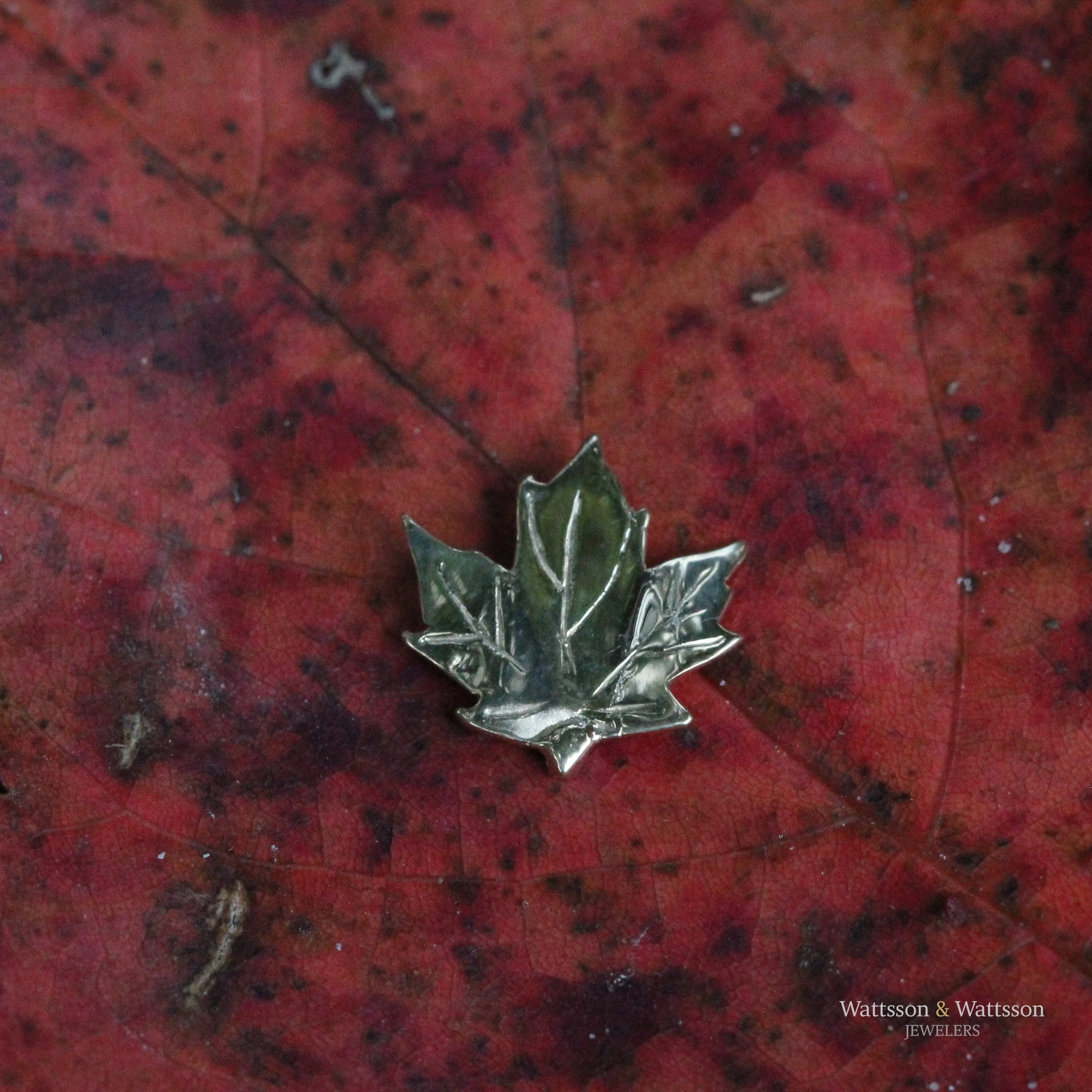 Yellow Gold Maple Leaf Pendant